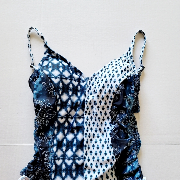 Jessica Simpson one piece swimsuit size M blue print side ruching v neck NWT - Picture 3 of 14